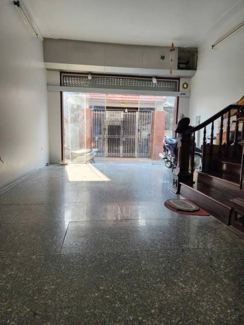 Chợ Thủ Đức ngay sát! Gần giao thông, 77m2 ngất ngưởng, chỉ 5 tỷ   sở hữu.